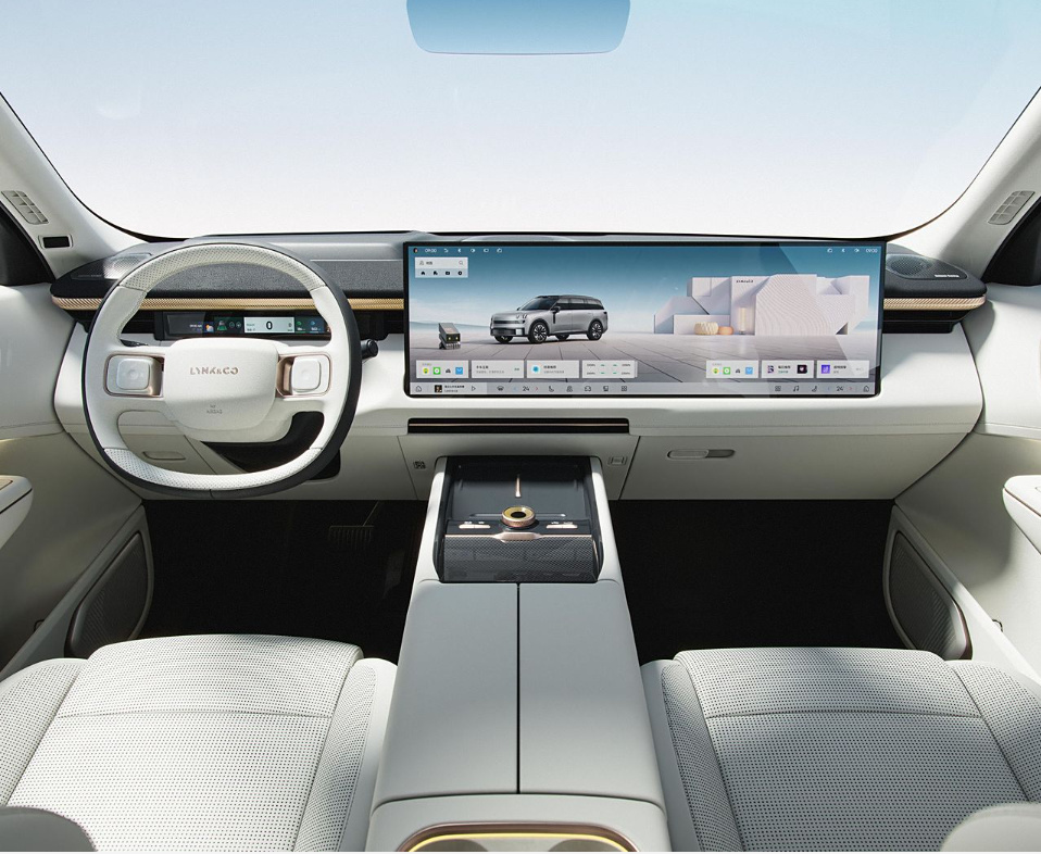 Lynk & Co 900 Discovery, серебряный