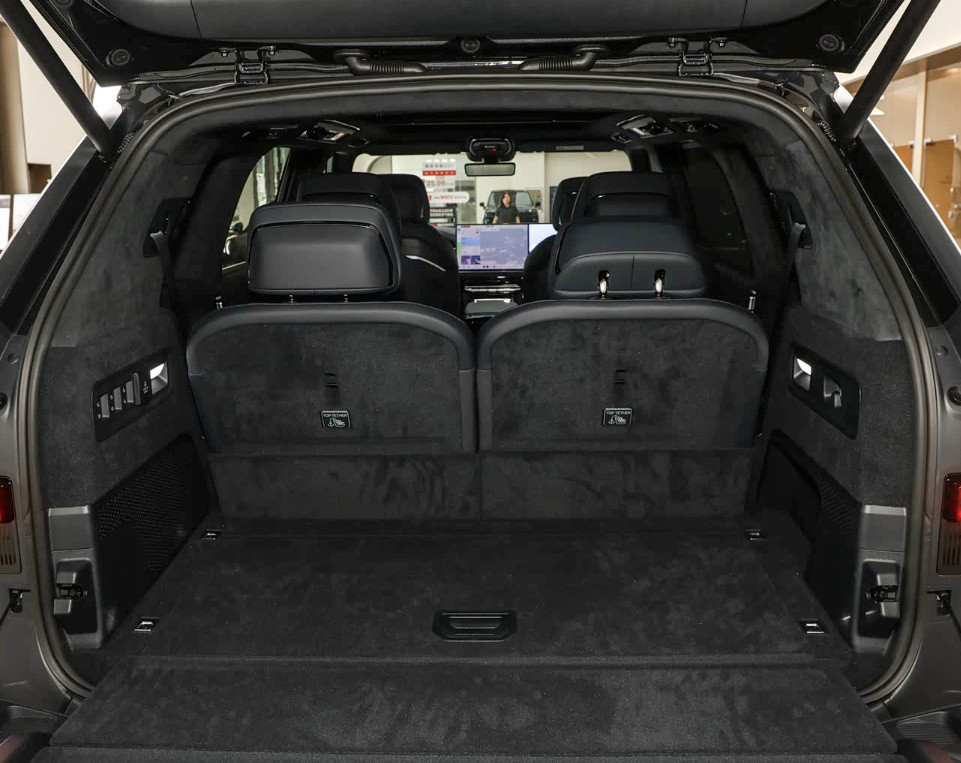 Zeekr 9X Max (6 seats), фиолетовый