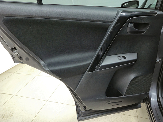 Toyota RAV4, 2017 года, пробег 138906 км