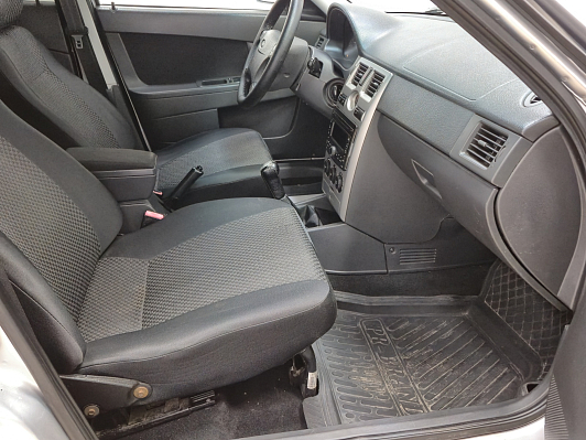 Lada (ВАЗ) Priora Люкс, 2011 года, пробег 138779 км