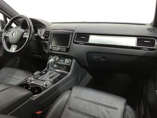 Volkswagen Touareg Wolfsburg Edition, 2018 года, пробег 189196 км