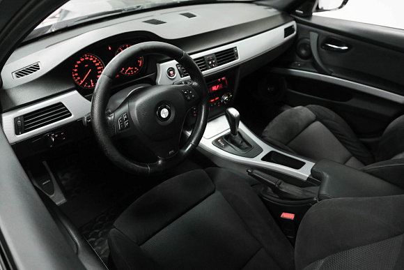 BMW 3 серии, 2011 года, пробег 213111 км