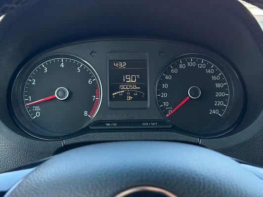 Volkswagen Polo Comfortline, 2016 года, пробег 190000 км