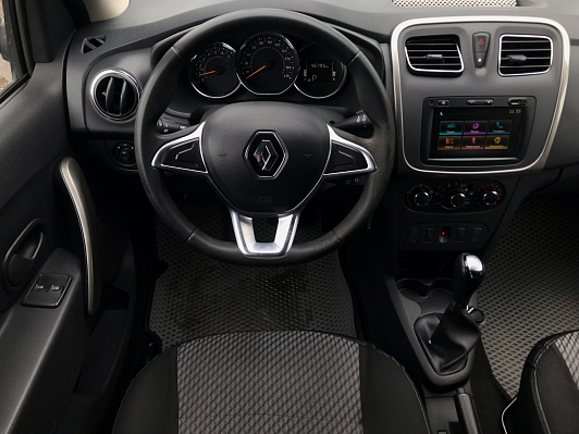 Renault Sandero Stepway Life, 2021 года, пробег 52000 км