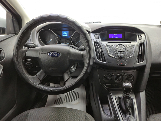 Ford Focus Ambiente, 2012 года, пробег 135280 км
