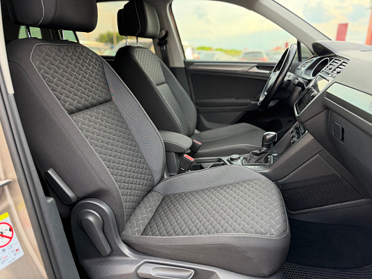 Volkswagen Tiguan Highline, 2018 года, пробег 96000 км