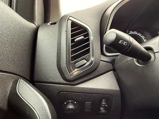 Lada (ВАЗ) XRAY Comfort, 2018 года, пробег 76800 км