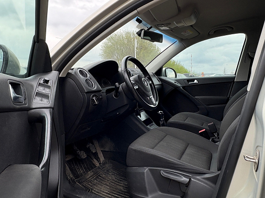 Volkswagen Tiguan, 2012 года, пробег 124174 км