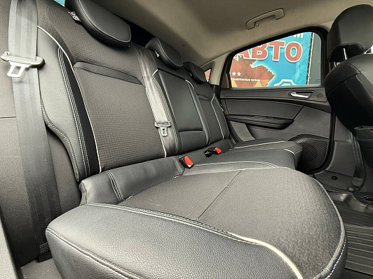 Renault Arkana Drive TCe 150, 2020 года, пробег 111000 км