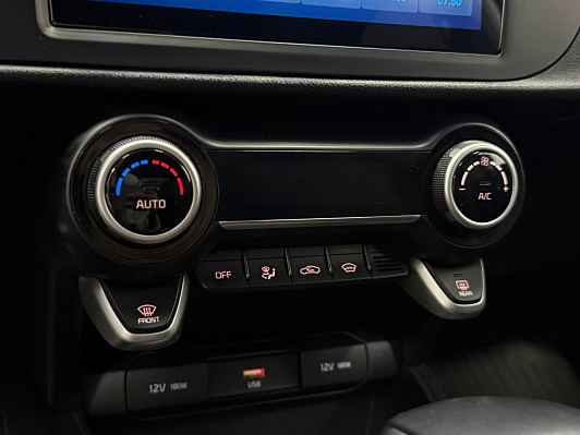 Kia Rio Luxe, 2021 года, пробег 102800 км