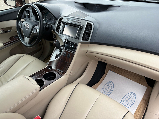 Toyota Venza, 2013 года, пробег 131000 км