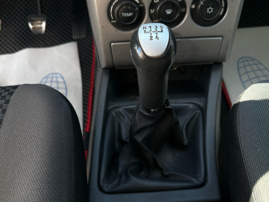 Lada (ВАЗ) Priora Люкс, 2011 года, пробег 240000 км