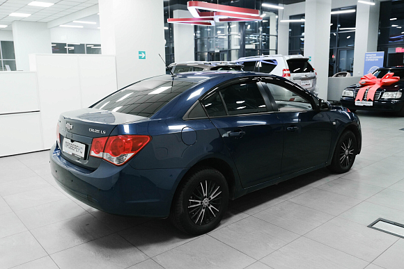 Chevrolet Cruze, 2009 года, пробег 175000 км