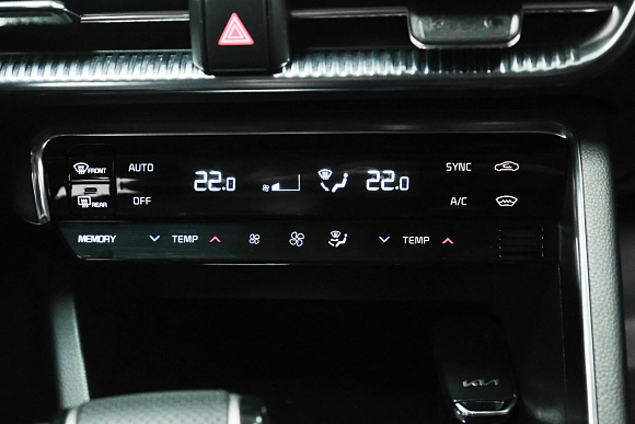 Kia K5 Prestige, 2022 года, пробег 87825 км