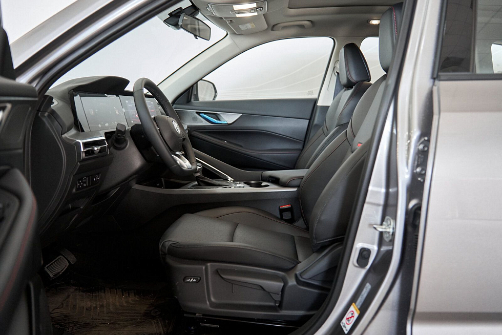 Changan CS35 Plus Техно, серебряный