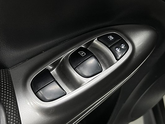 Nissan Juke SE Sport, 2013 года, пробег 188408 км