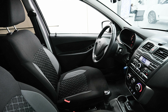 Lada (ВАЗ) Granta Luxe Prestige, 2020 года, пробег 65000 км