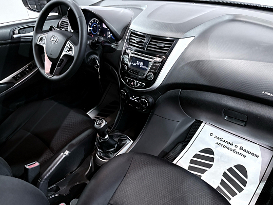 Hyundai Solaris Elegance, 2015 года, пробег 202000 км