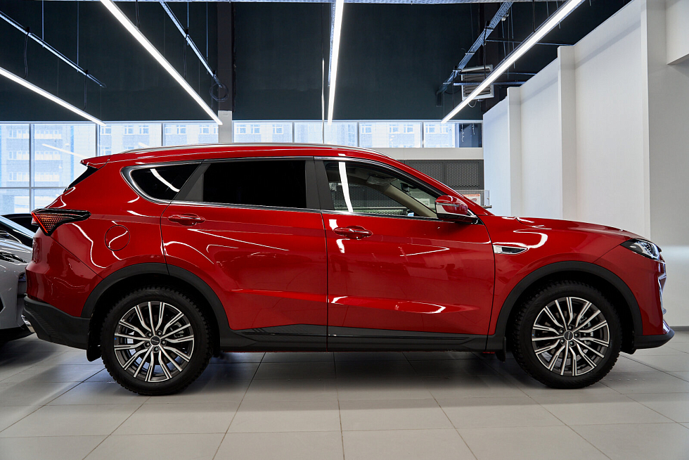 JETOUR X70 PLUS Luxury, красный