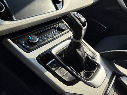 Geely Atlas, 2019 года, пробег 224265 км