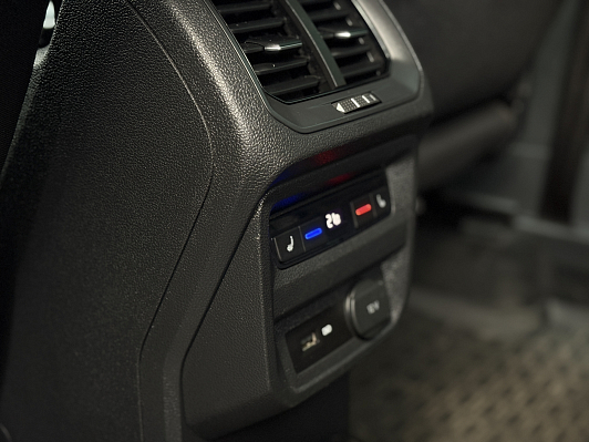 Volkswagen Tiguan CONNECT, 2020 года, пробег 139443 км