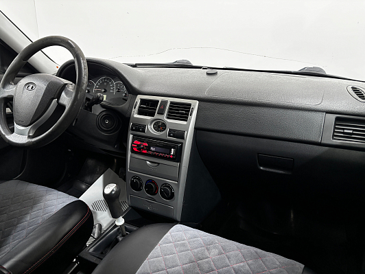 Lada (ВАЗ) Priora, 2013 года, пробег 132000 км