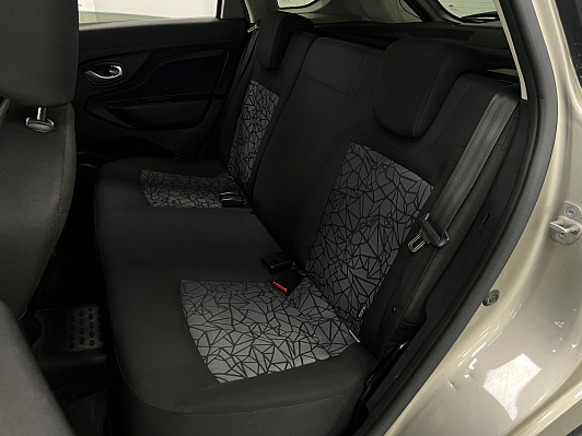 Lada (ВАЗ) XRAY Comfort, 2019 года, пробег 130000 км