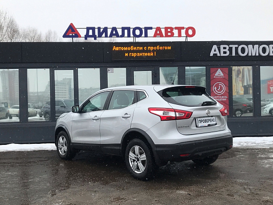 Nissan Qashqai SE, 2016 года, пробег 215000 км