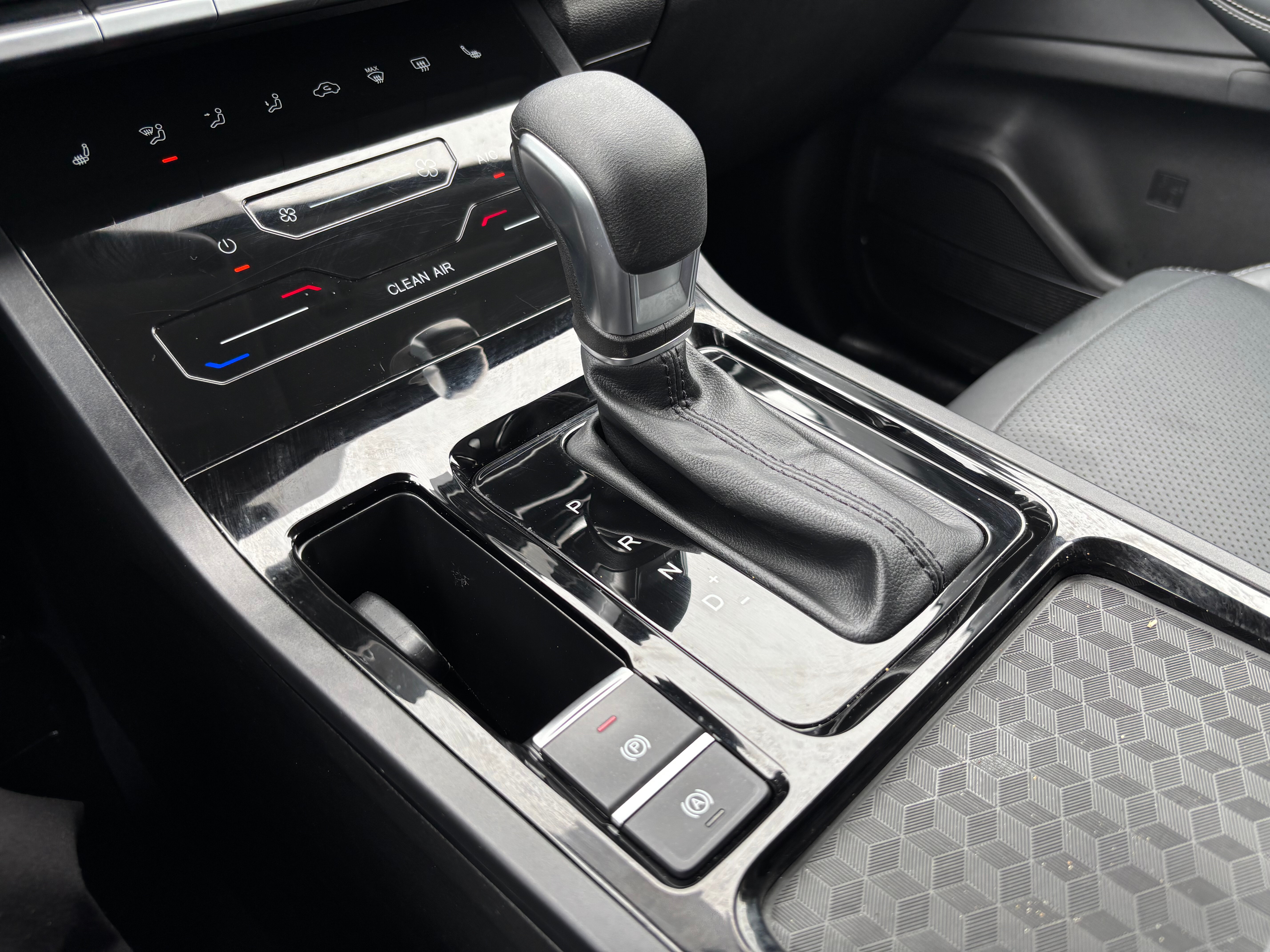 Chery Tiggo 4 Pro Family, 2023 года, пробег 22000 км