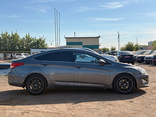 Hyundai i40 Lifestyle Plus, 2014 года, пробег 196652 км