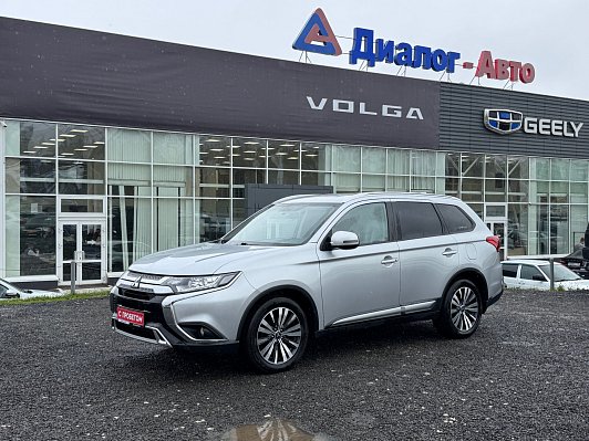 Mitsubishi Outlander Intense+, 2019 года, пробег 148030 км