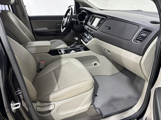 Kia Carnival, 2017 года, пробег 164073 км