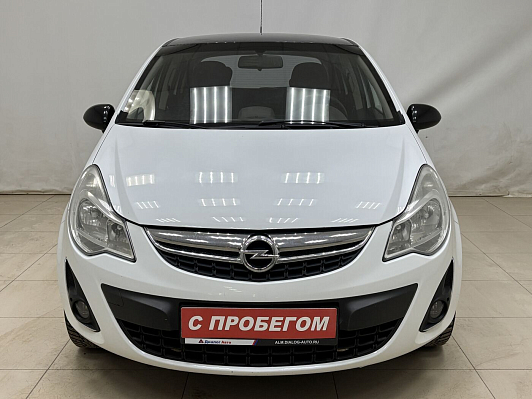 Opel Corsa Color Edition, 2012 года, пробег 138000 км