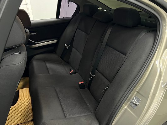 BMW 3 серии, 2010 года, пробег 165126 км