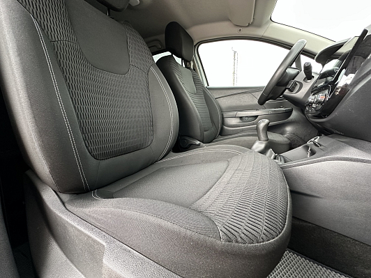 Renault Kaptur Life, 2017 года, пробег 109500 км