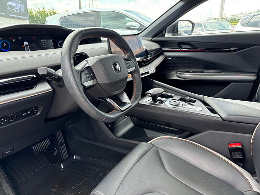 Changan UNI-V Комфорт, 2024 года, пробег 38000 км