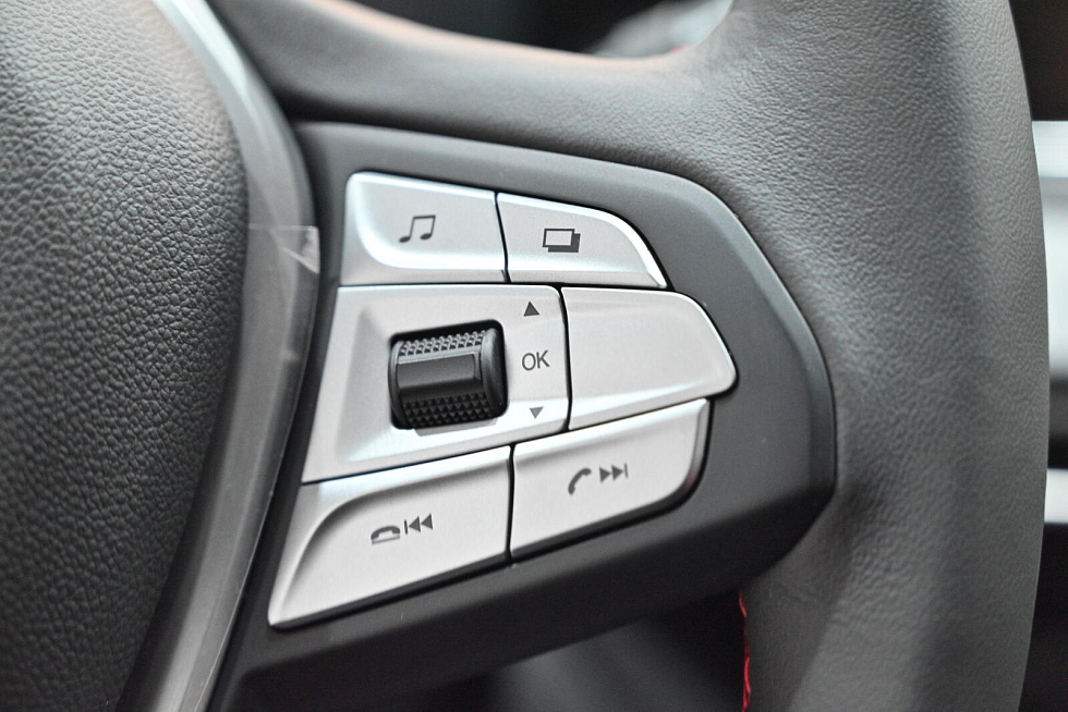 Changan Eado Plus Комфорт, белый