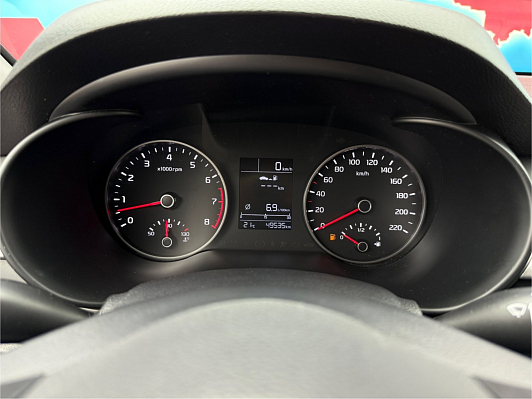 Kia Rio Comfort, 2019 года, пробег 49000 км