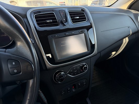 Renault Sandero Privilege, 2016 года, пробег 141700 км