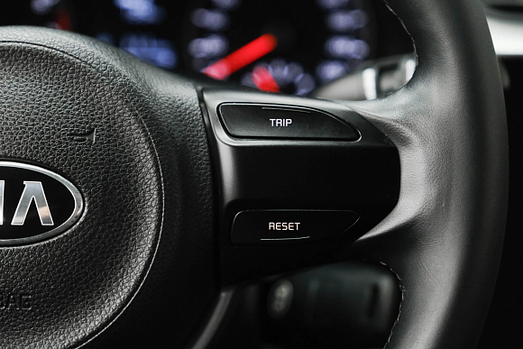 Kia Rio Luxe, 2021 года, пробег 74500 км