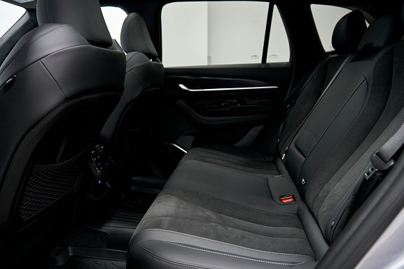 Geely Monjaro Exclusive, серый