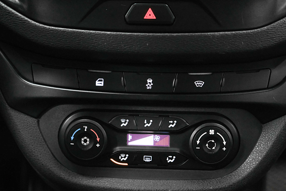 Lada (ВАЗ) Vesta Comfort Winter, 2021 года, пробег 84000 км