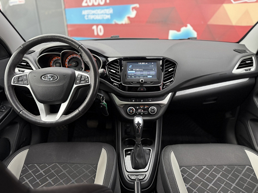 Lada (ВАЗ) Vesta Luxe, 2021 года, пробег 40000 км