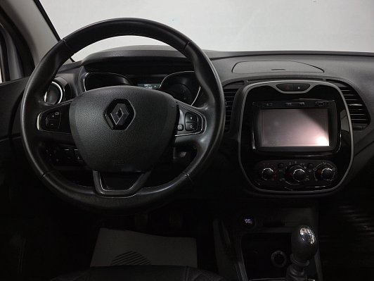 Renault Kaptur Drive, 2017 года, пробег 57616 км