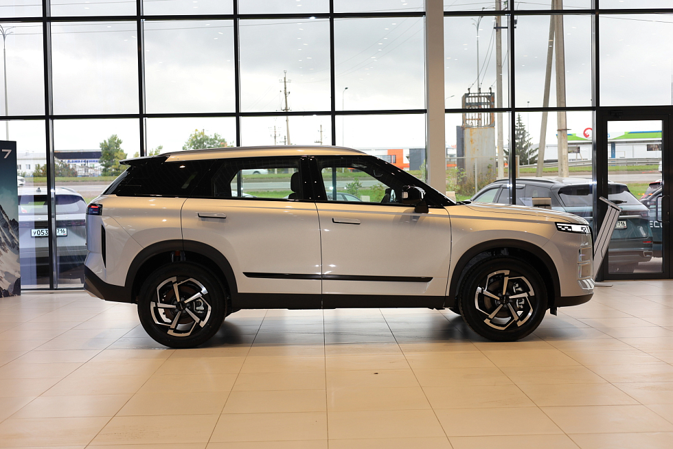 Jaecoo J7 Ultimate, серебряный