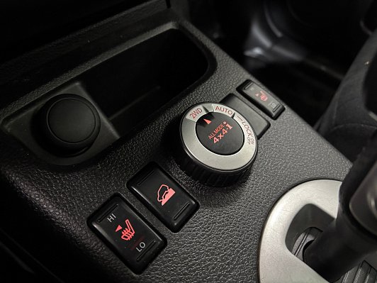Nissan X-Trail XE, 2011 года, пробег 286707 км