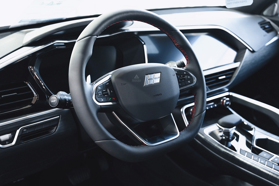 Knewstar 001 Luxury, черный