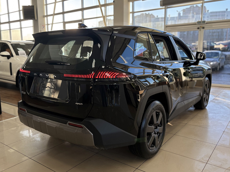 Toyota RAV4 Adventure, черный