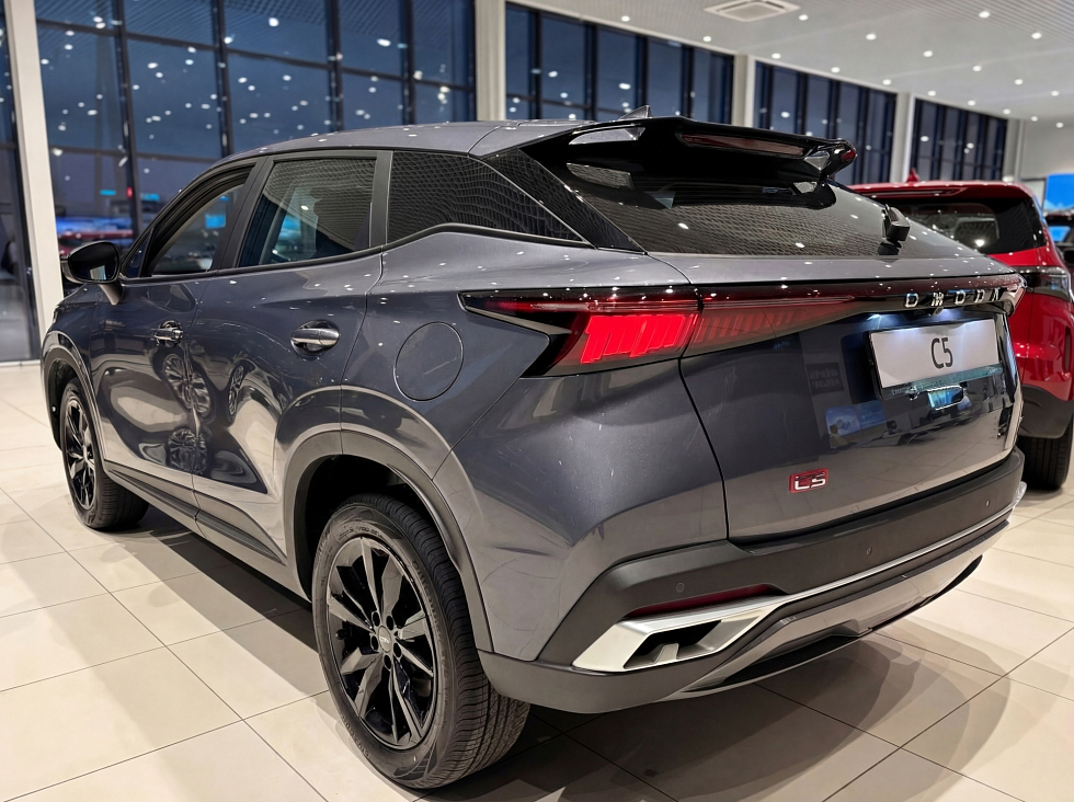 Omoda C5 Актив, серый