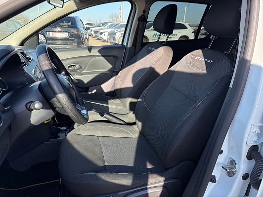 Renault Sandero Stepway Drive, 2019 года, пробег 112500 км